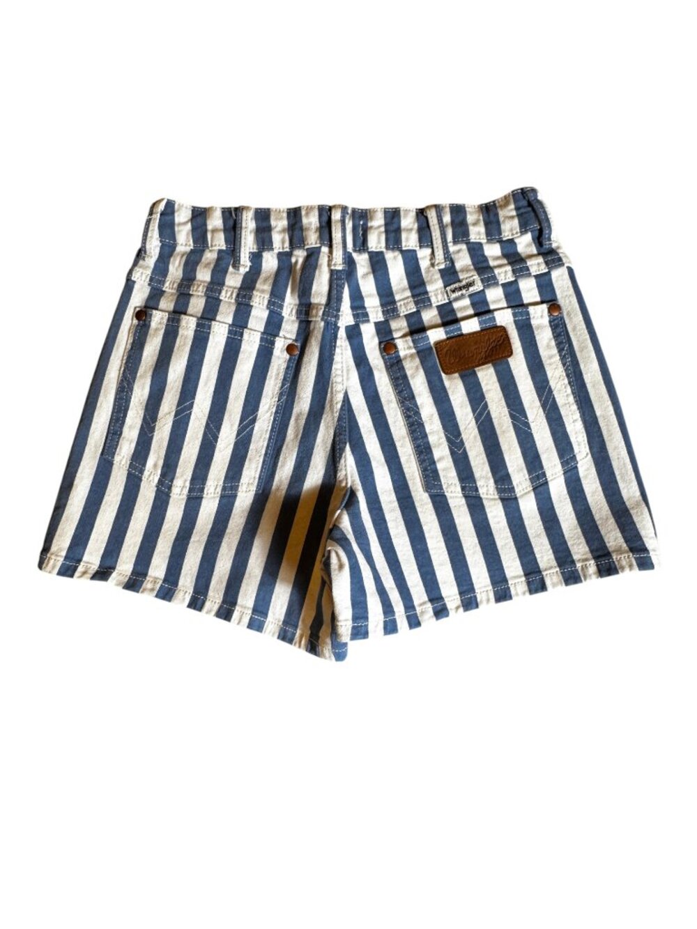 Wrangler Blue & White Stripes 112352487 High-Rise Jean Shorts Size 28 - Picture 4 of 8